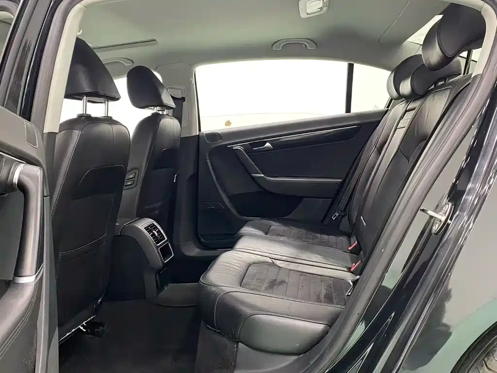 Volkswagen Magotan 2015