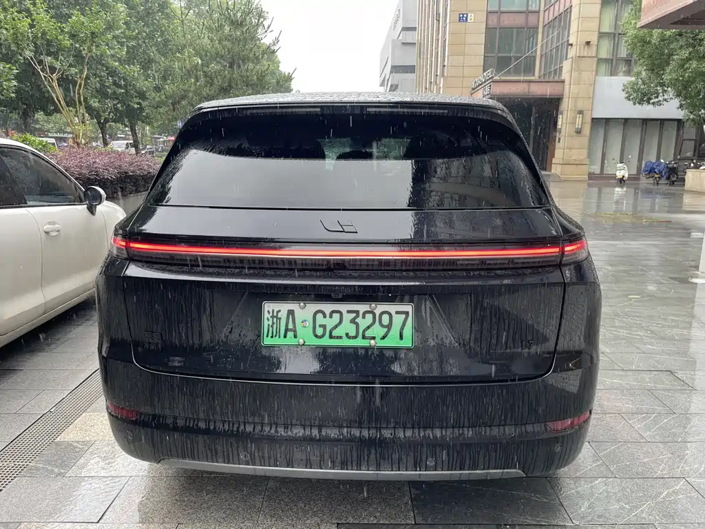 Li Auto Li L7 2024