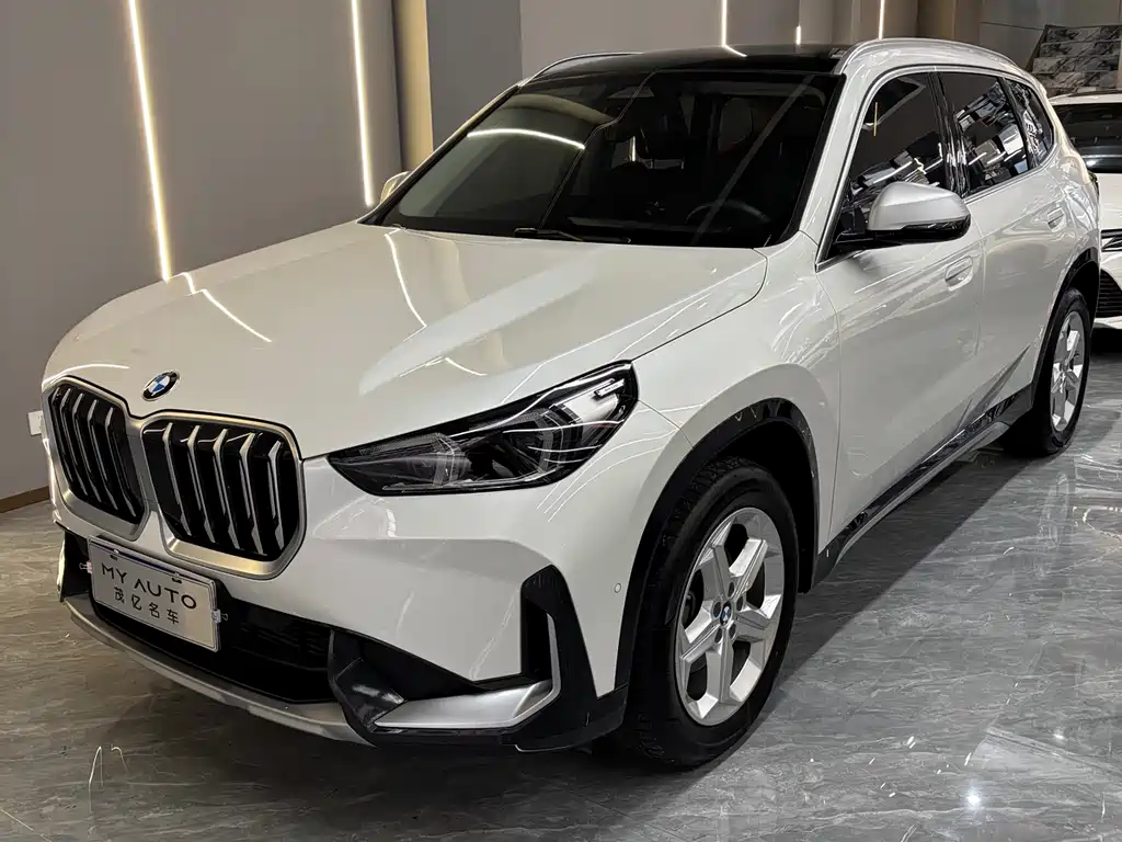 BMW X1 2023 — фото 1