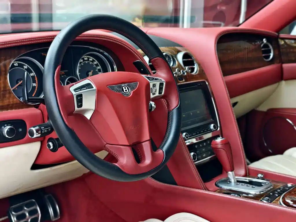 Bentley Flying Spur 2016 — фото 23