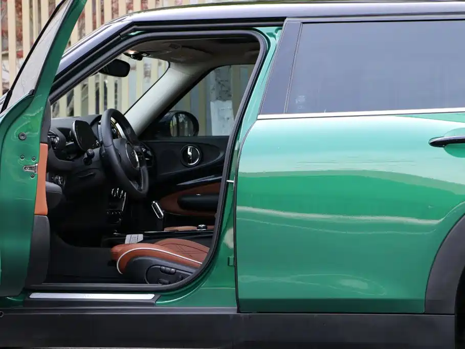 MINI Clubman 2022 — фото 19
