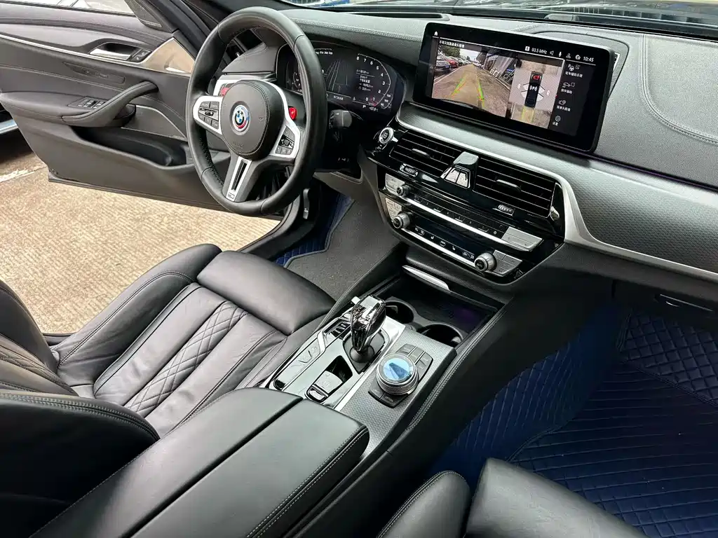 BMW 5 Series 2022