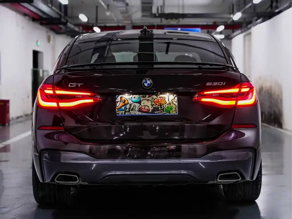 BMW 6 Series GT 2018 — фото 10