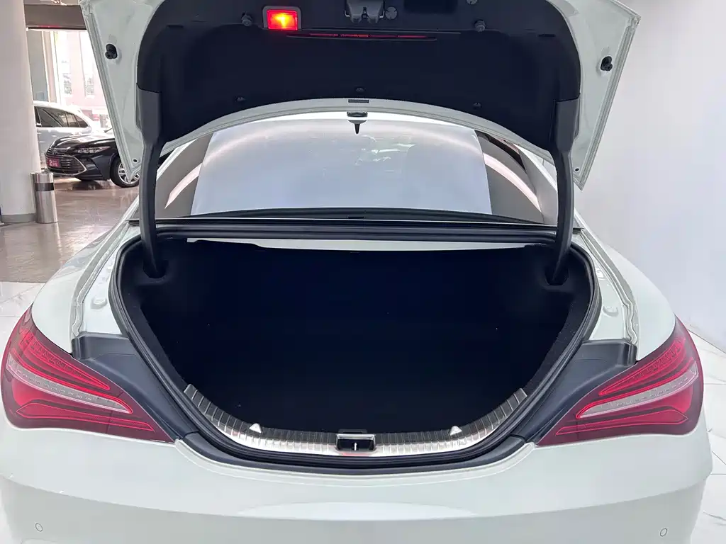 Mercedes-Benz CLA 2017 — фото 22