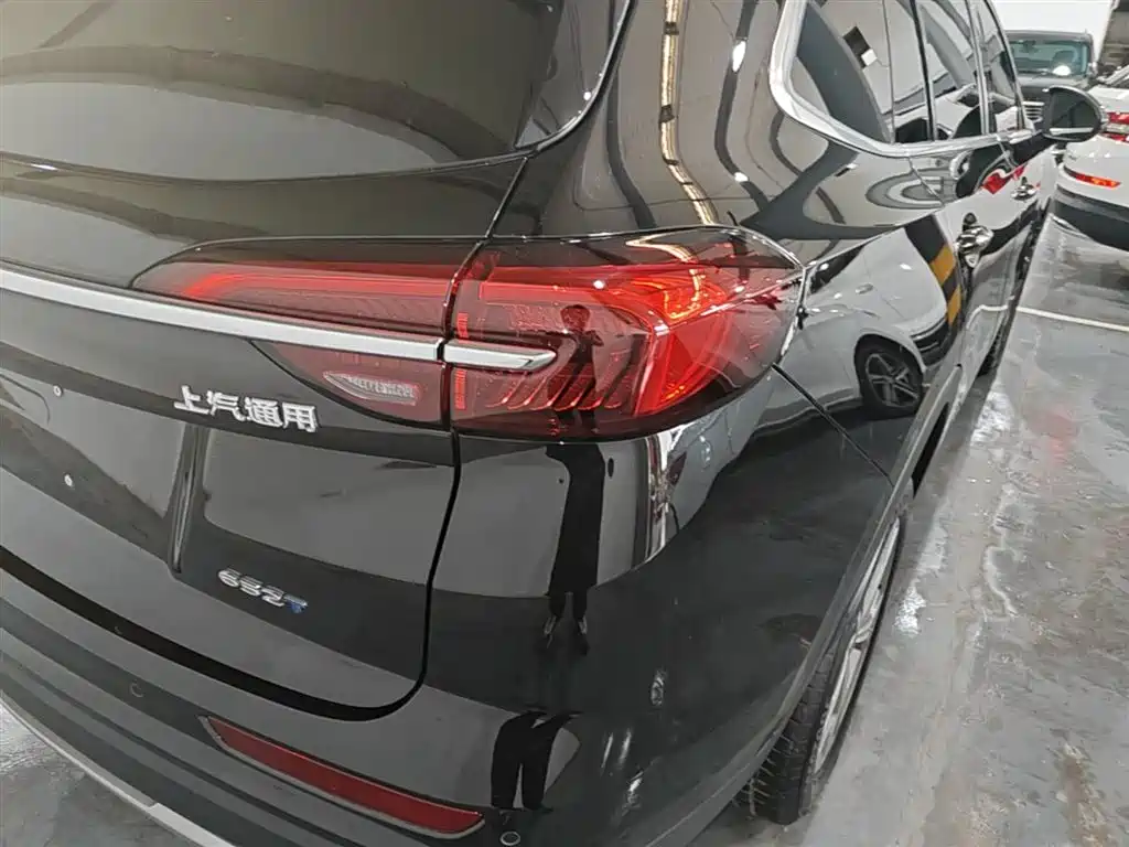 Buick Envision Plus 2023 — фото 24