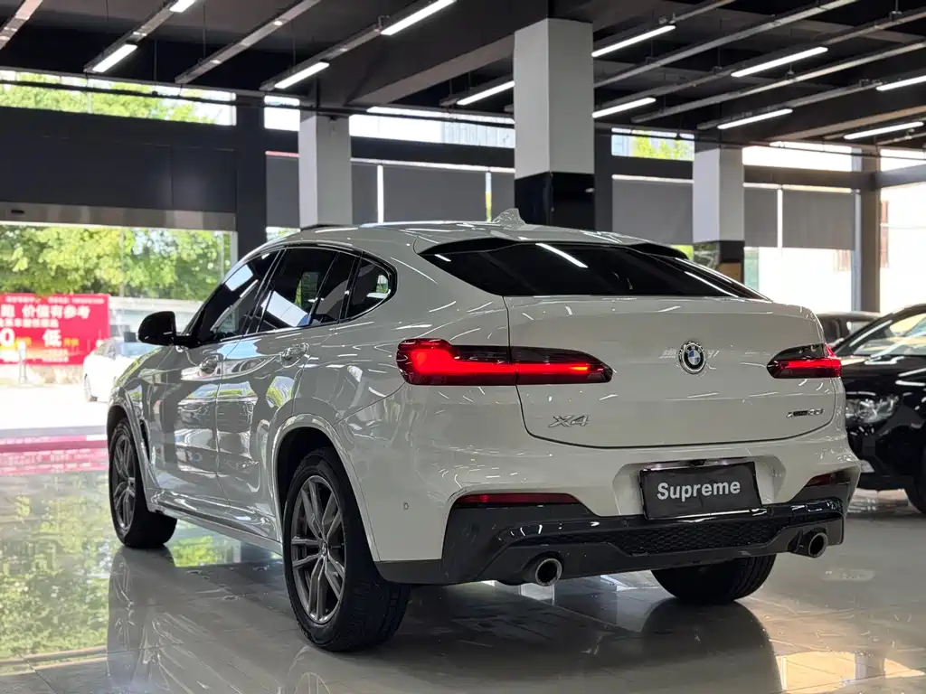 BMW X4 2021 — фото 7