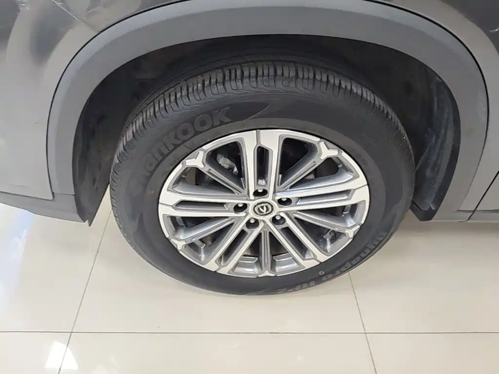 Changan CS75PLUS 2022 — фото 25