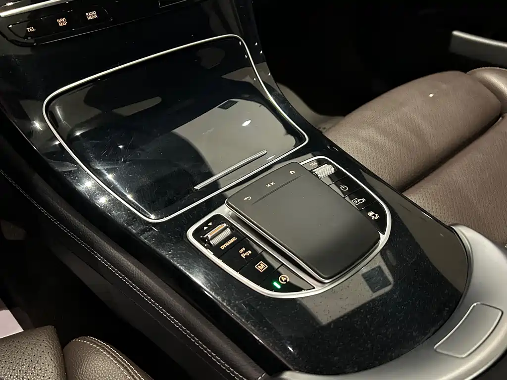 Mercedes-Benz GLC 2020 — фото 12