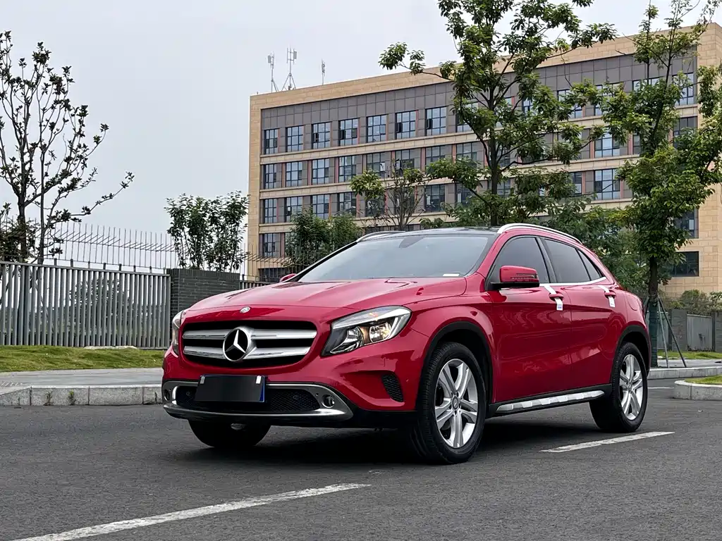 Mercedes-Benz GLA 2016 — фото 1