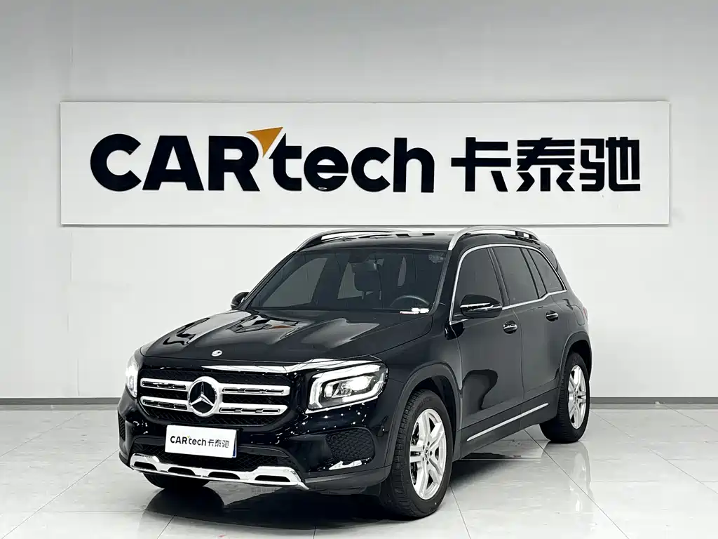 Mercedes-Benz GLB 2023 — фото 1