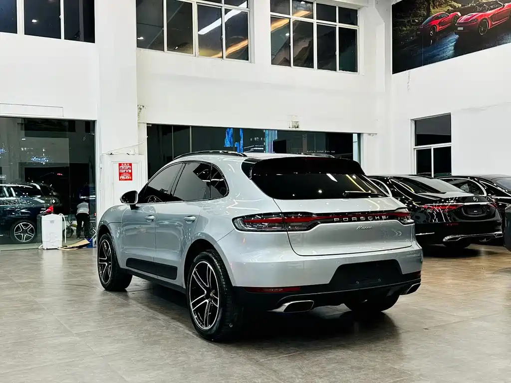 Porsche Macan 2020 — фото 4