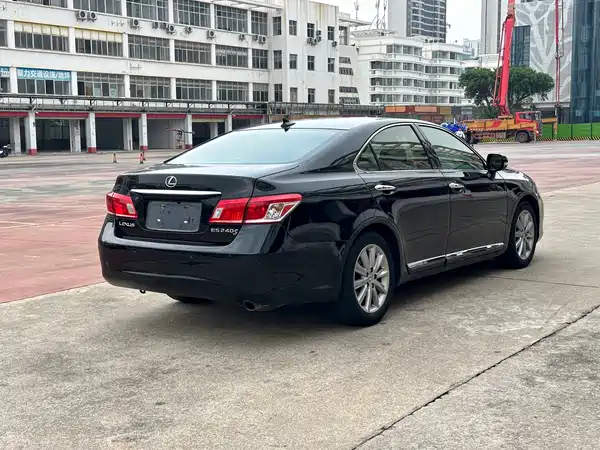 Lexus ES 2012