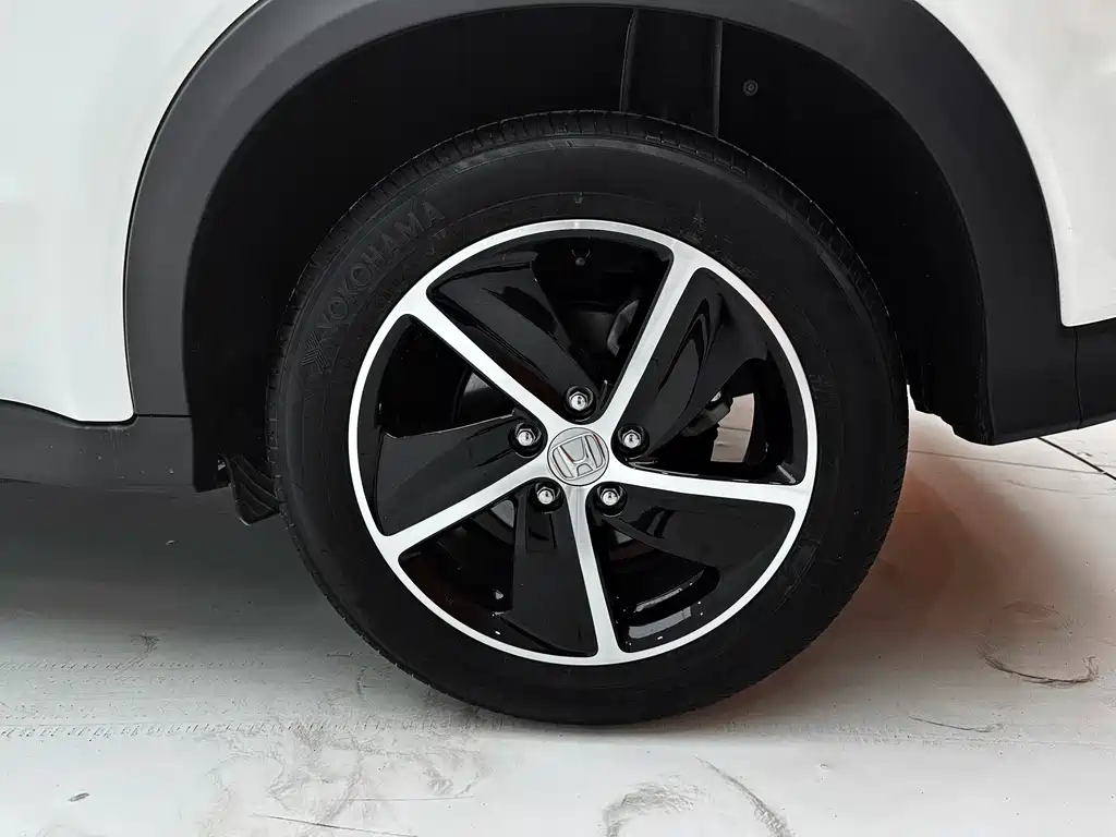 Honda Vezel 2022 — фото 18