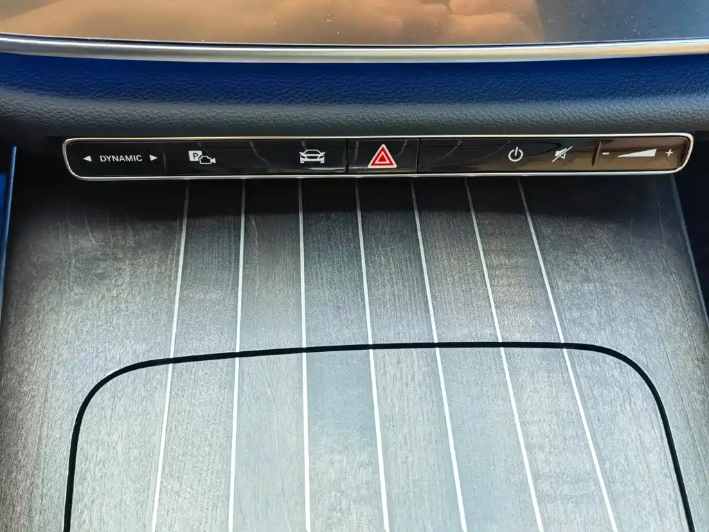 Mercedes-Benz E-Class 2025 — фото 31