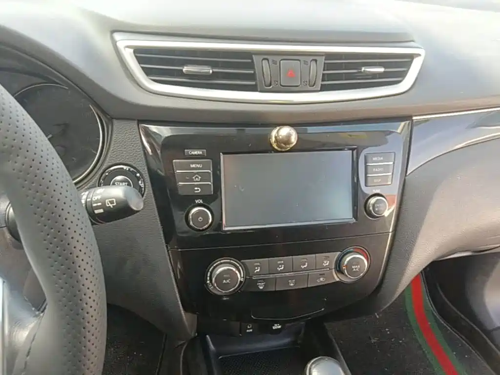 Nissan Qashqai 2018 — фото 13