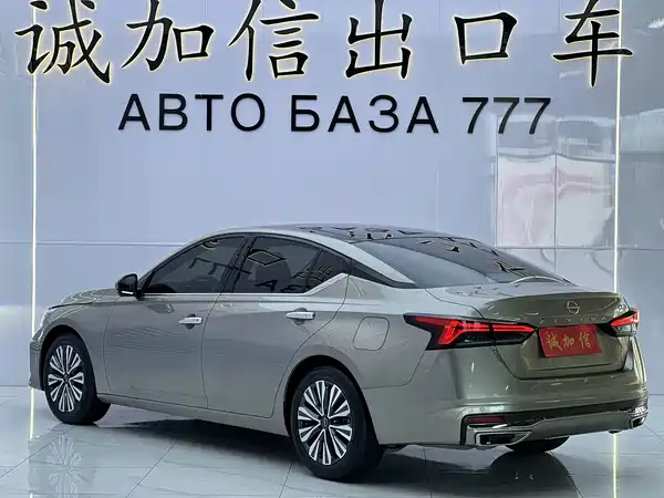 Nissan Teana 2023