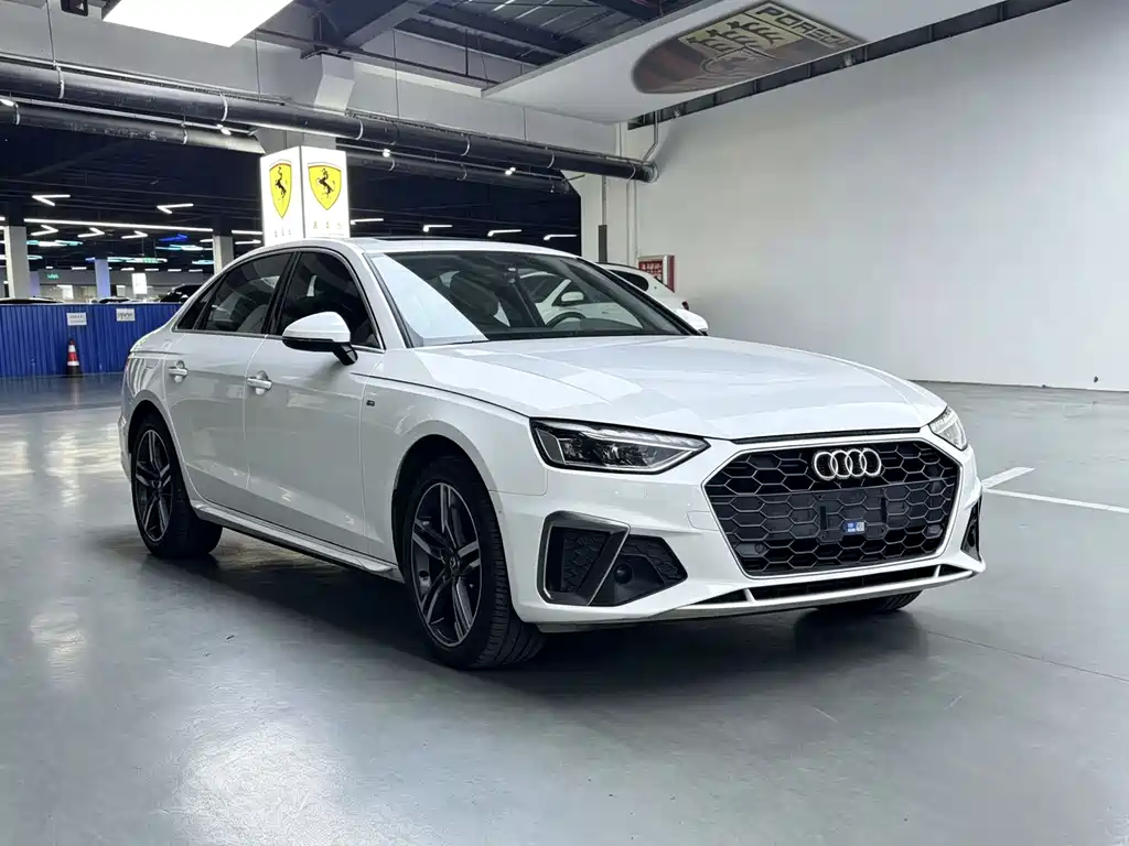Audi A4L 2021 — фото 3