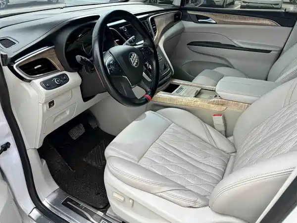 Buick GL8 2020