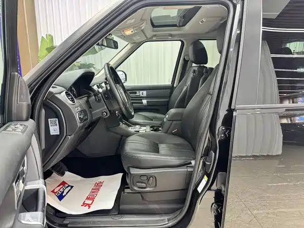 Land Rover Discovery 2016