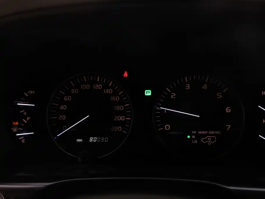 Lexus LX 2005 — фото 17