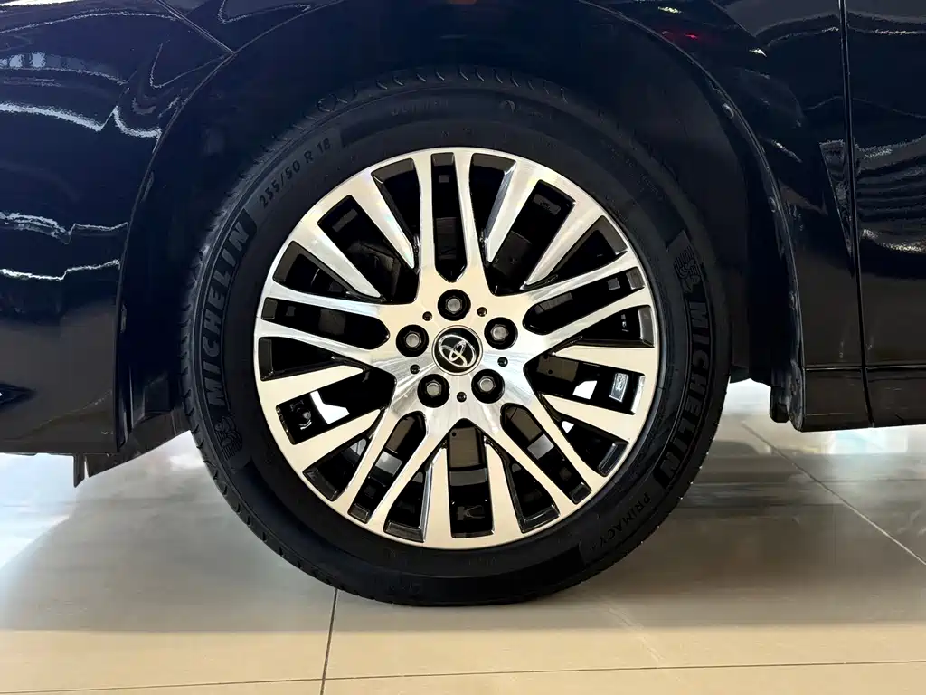Toyota Alphard 2018 — фото 21