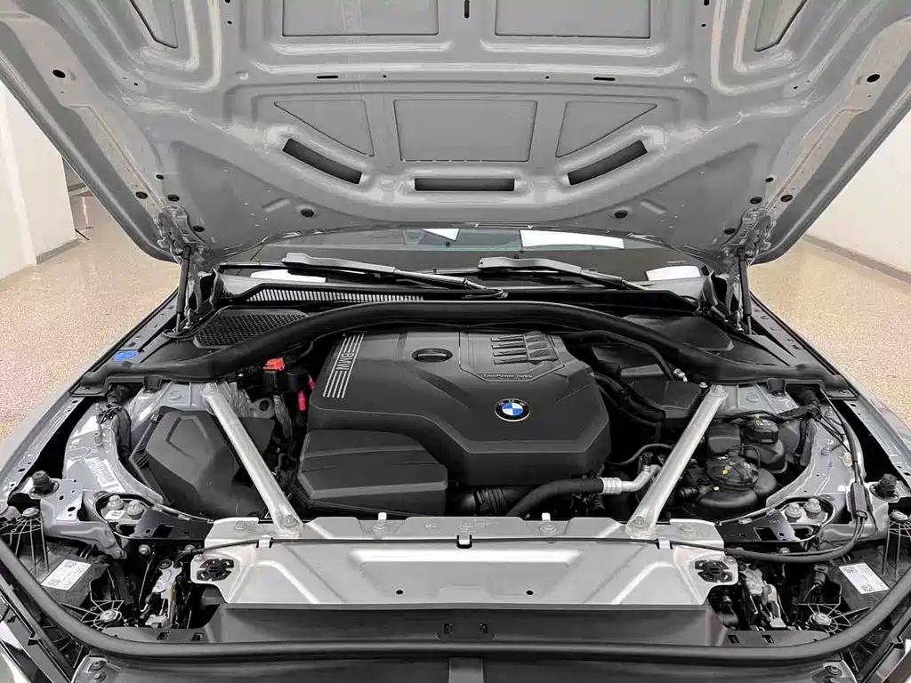 BMW 4 Series 2025 — фото 25