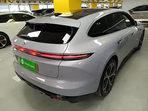 NIO ET5T 2025