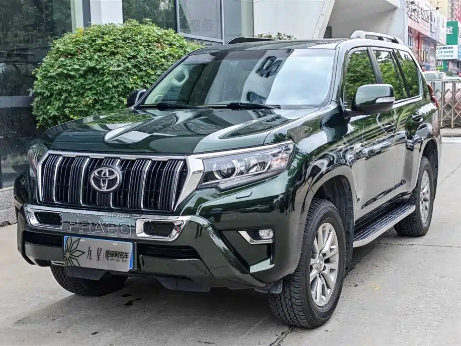 Toyota Prado 2019 — фото 1