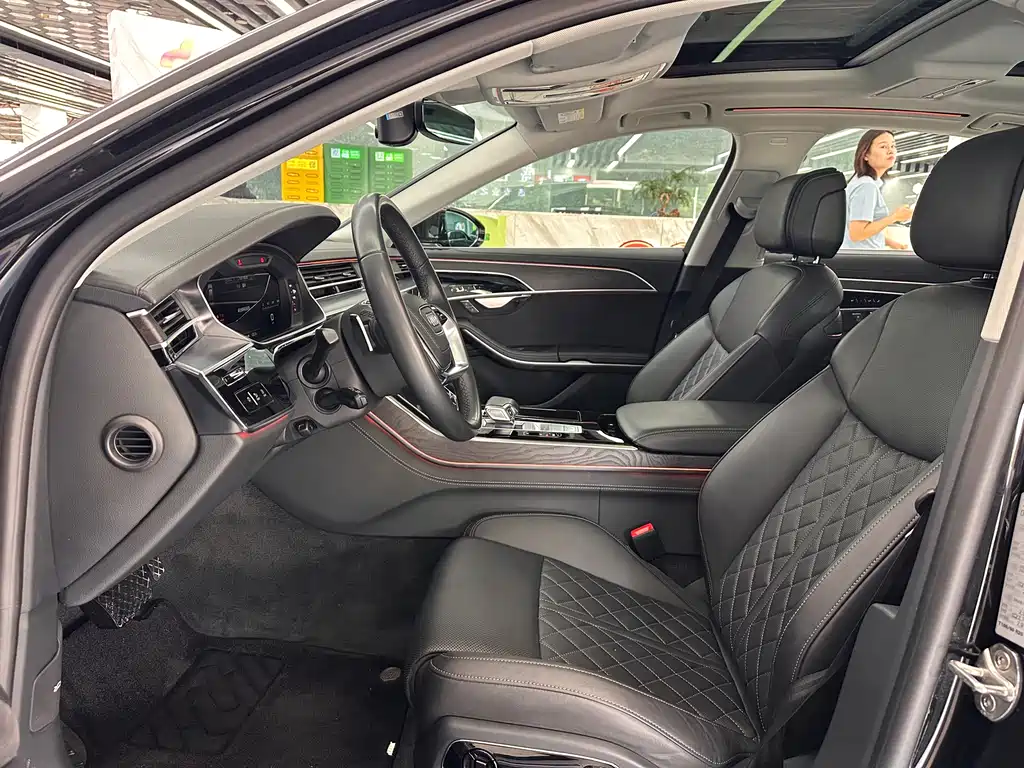 Audi A8 2023