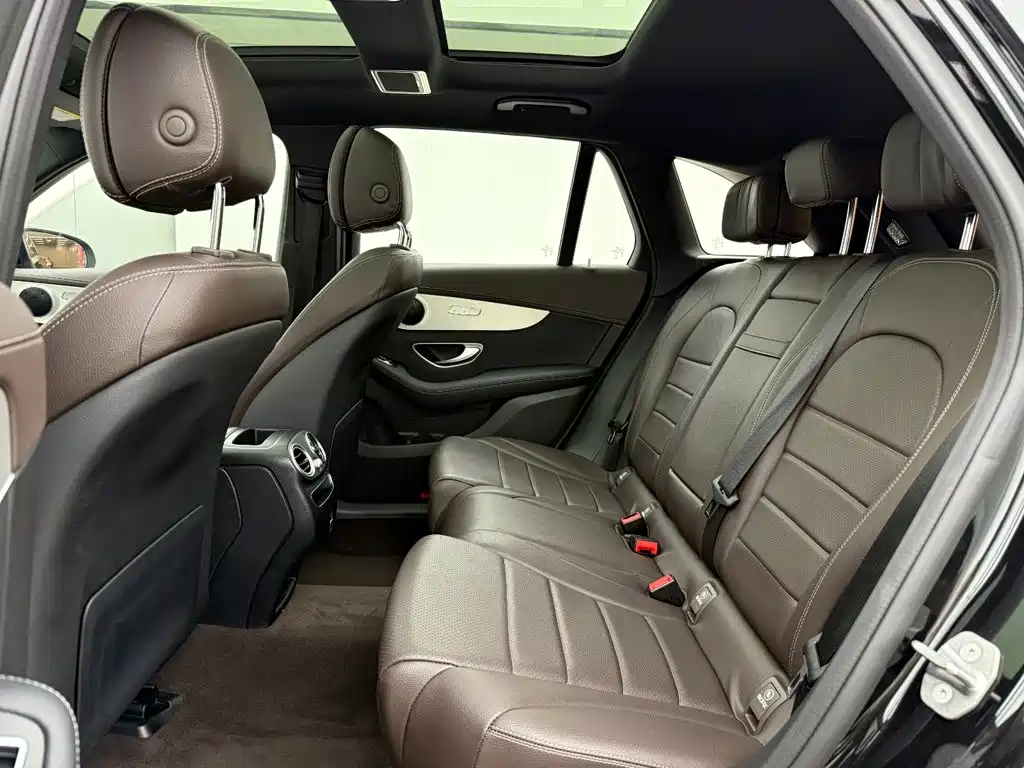Mercedes-Benz GLC 2023 — фото 10