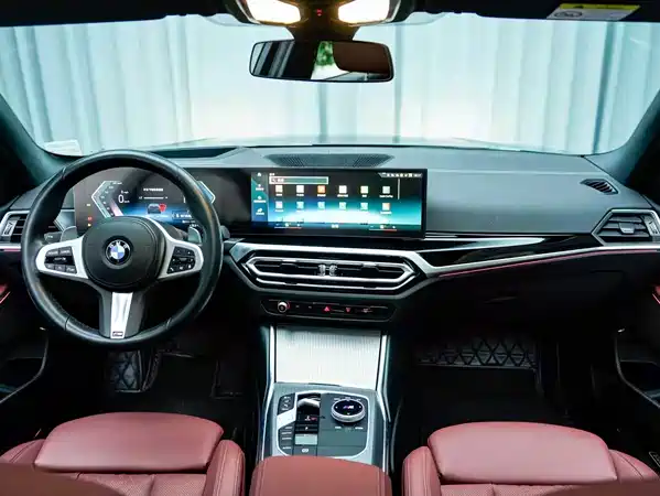 BMW 3 Series 2023