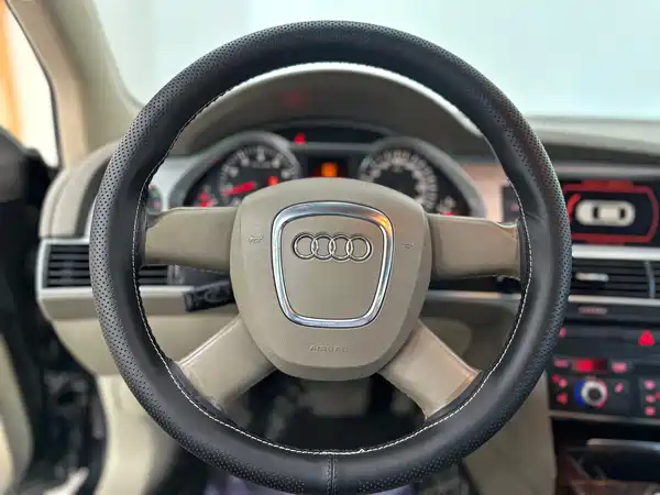 Audi A6L 2014