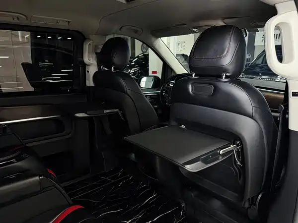 Mercedes-Benz V-Class 2022