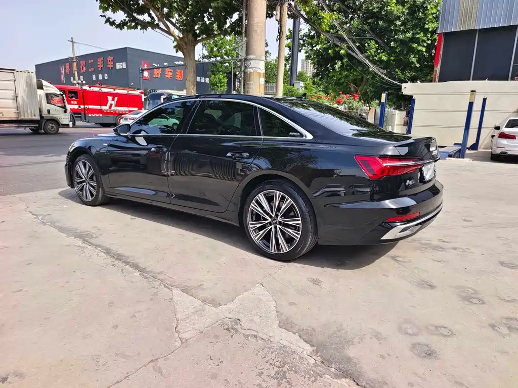 Audi A6L 2024 — фото 9