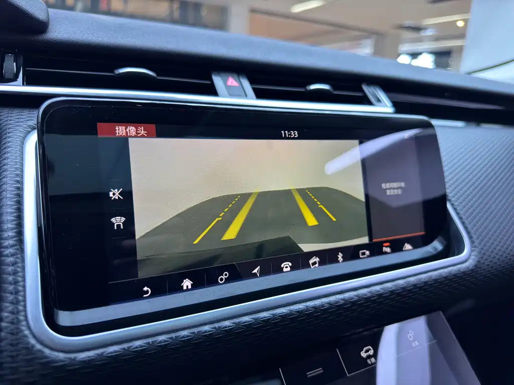 Land Rover Velar 2018 — фото 10
