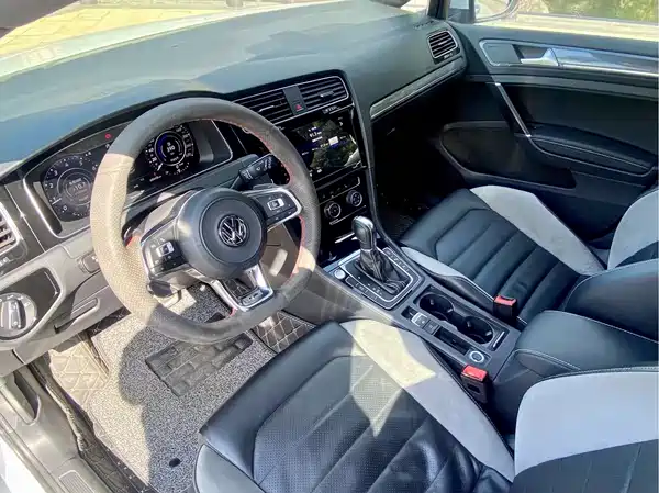 Volkswagen Golf 2020