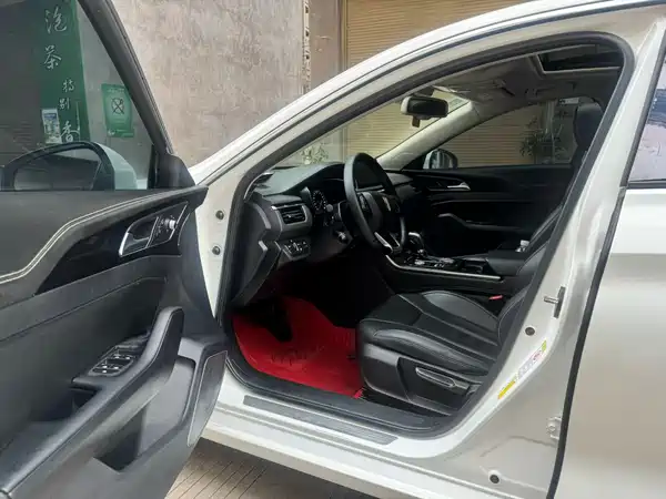 Hongqi H5 2019