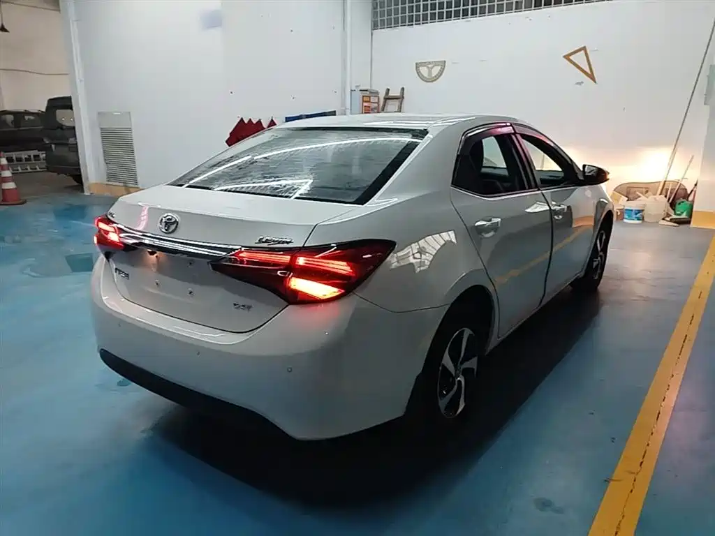 Toyota Levin 2017 — фото 7