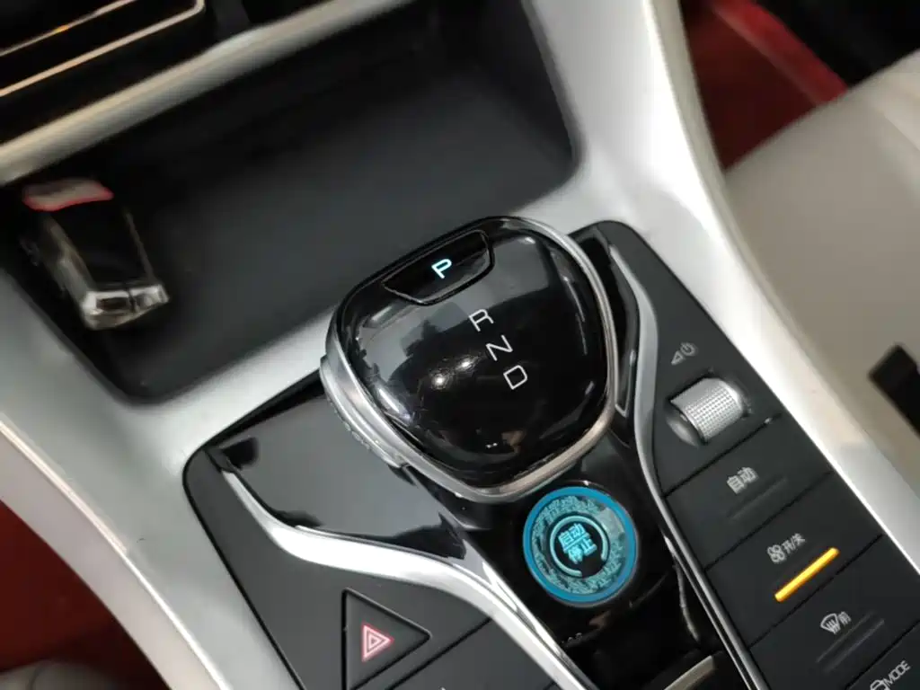 BYD Song Pro New Energy 2022 — фото 14