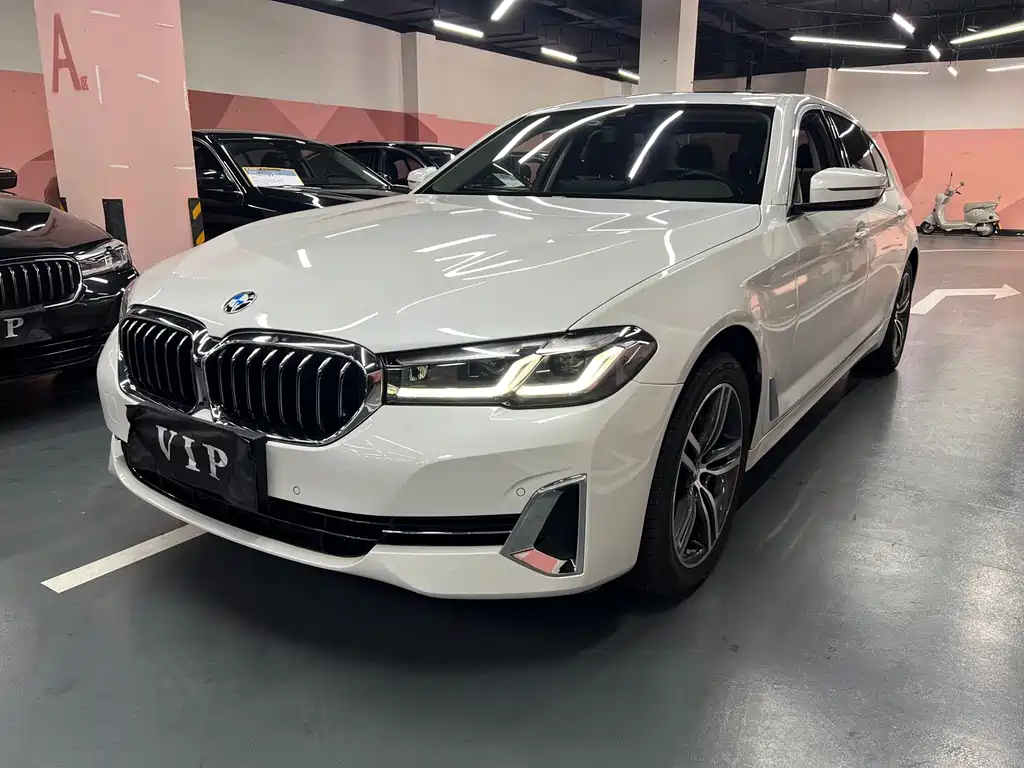 BMW 5 Series 2022