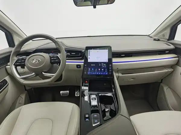 Hyundai Custin 2022