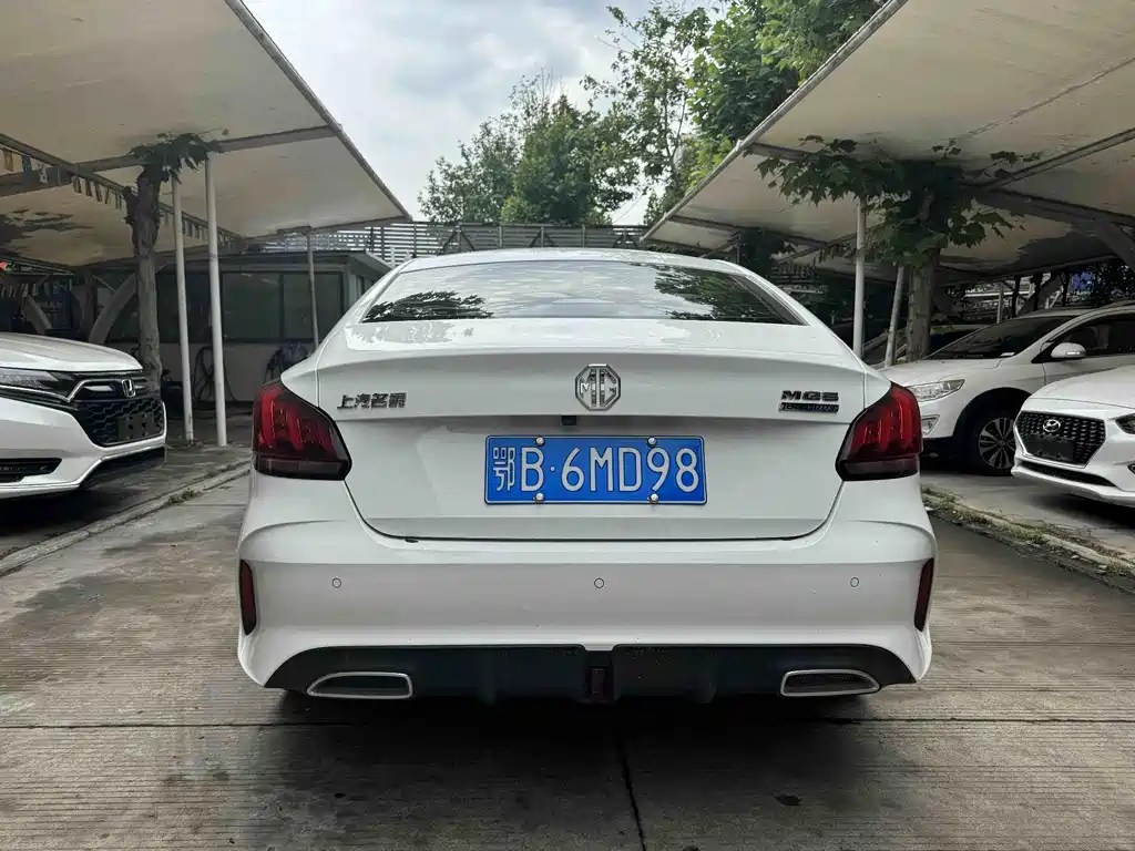 MG MG5 2022