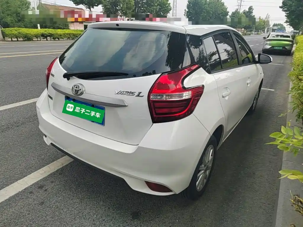 Toyota Yaris L 2017