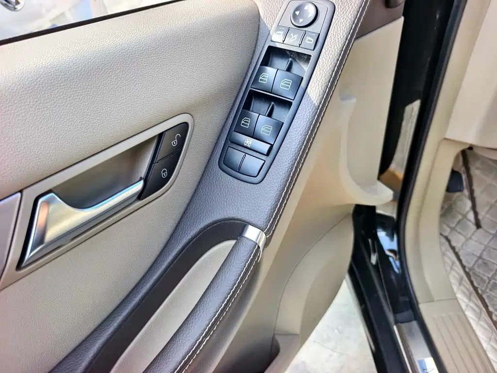 Mercedes-Benz R-Class 2013 — фото 8