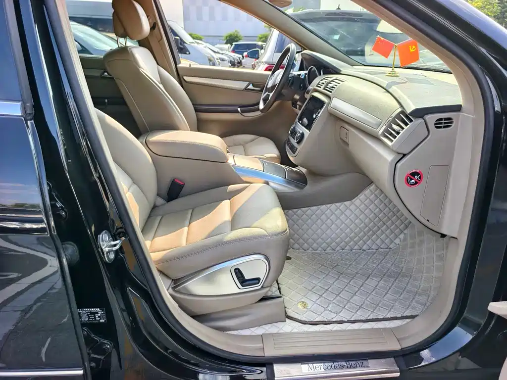 Mercedes-Benz R-Class 2013 — фото 17