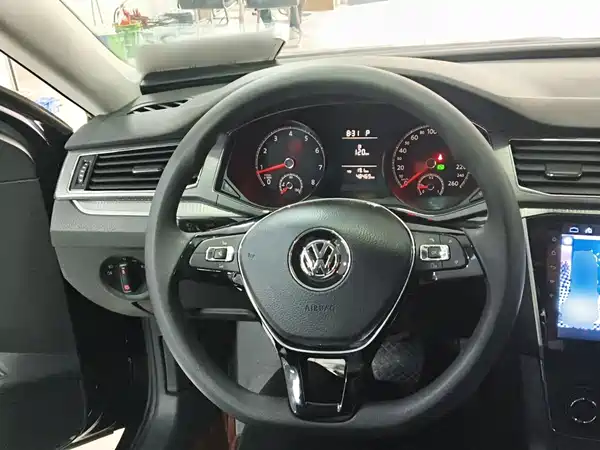 Volkswagen Passat 2019