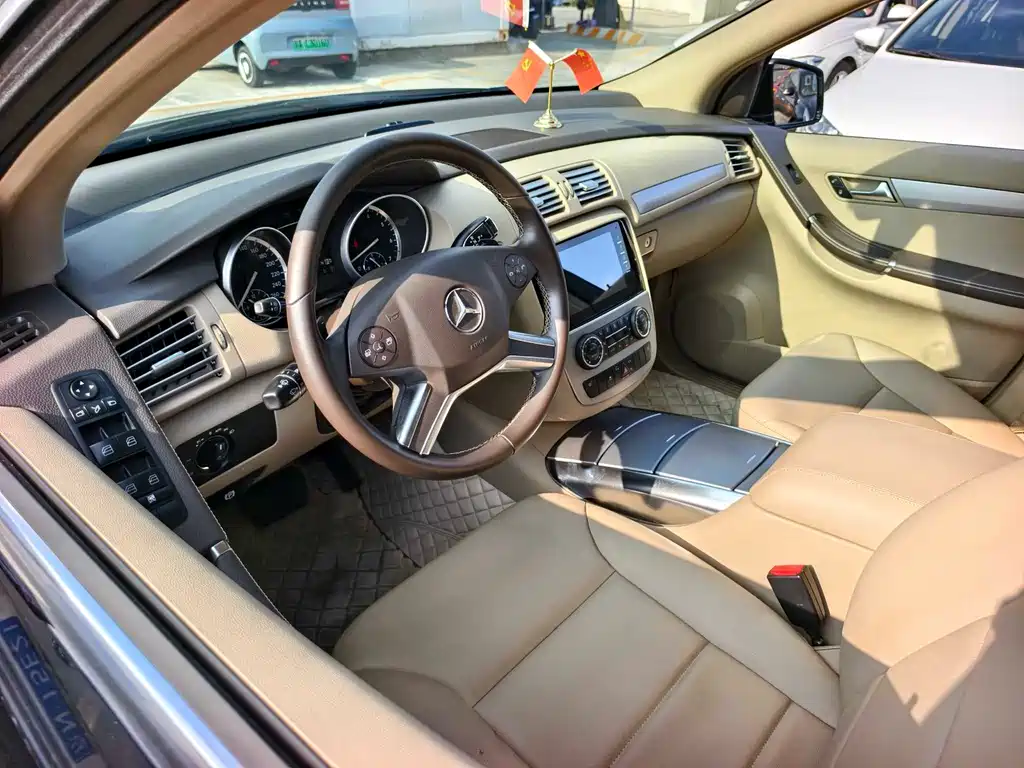 Mercedes-Benz R-Class 2013 — фото 10