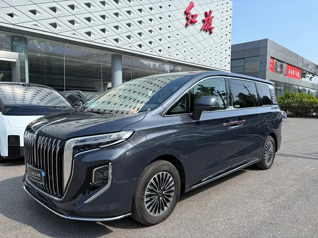 Hongqi HQ9 PHEV 2026 — фото 1