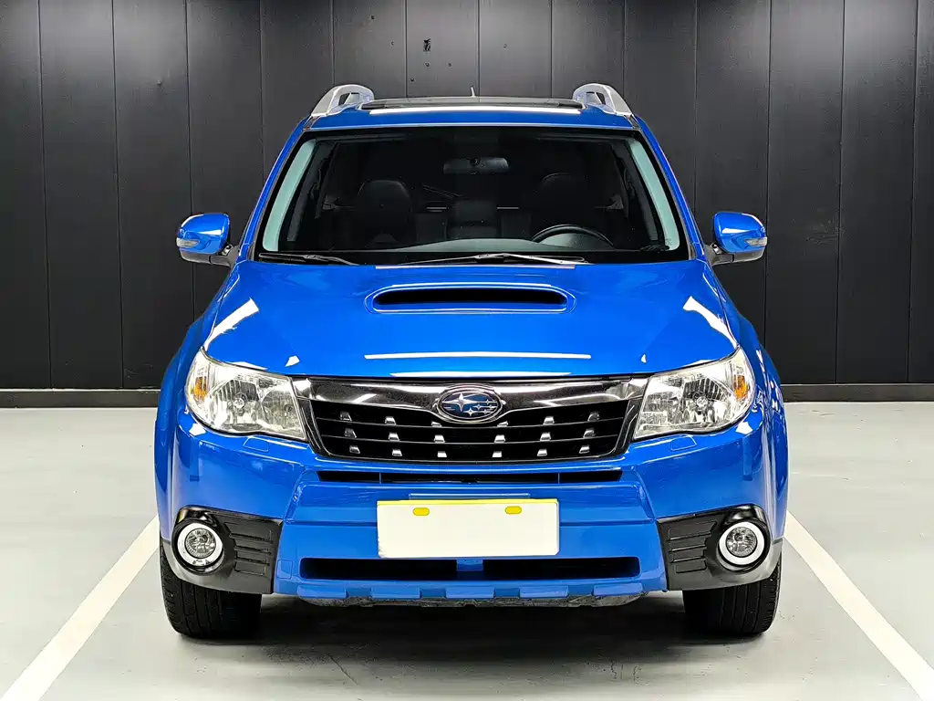 Subaru Forester 2012 — фото 2