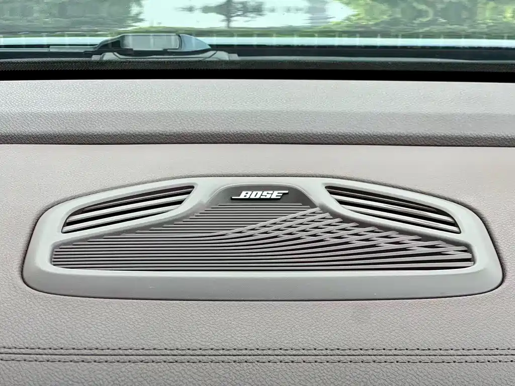 Geely Xingyue L 2022 — фото 16